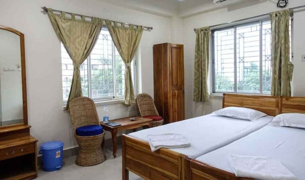 Колката: FabExpress Sai City Inn