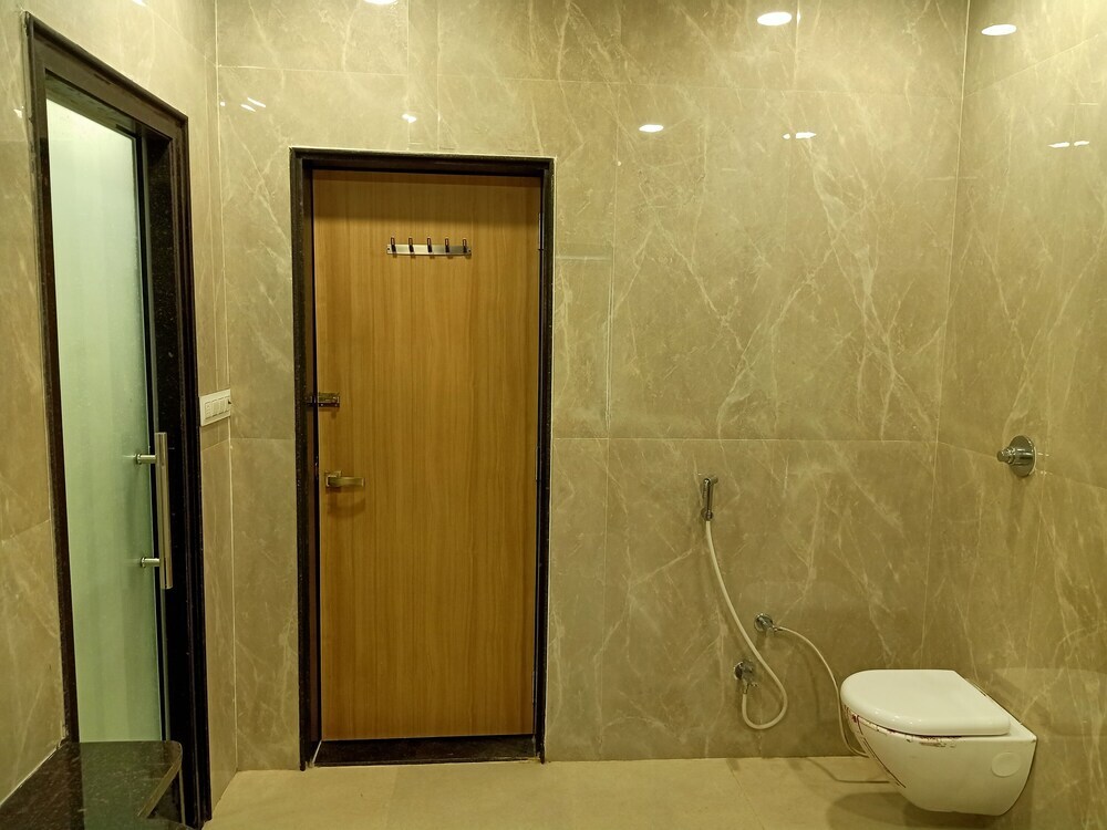 Самерпер: Sun Stone Hotel & Club