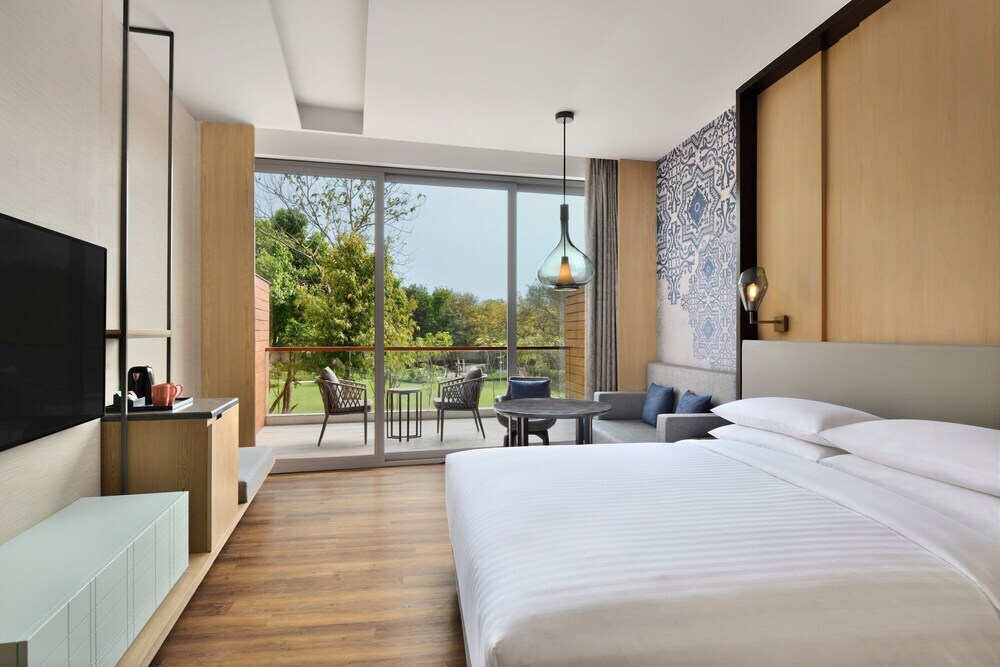 Фаридабад: Courtyard Aravali Resort