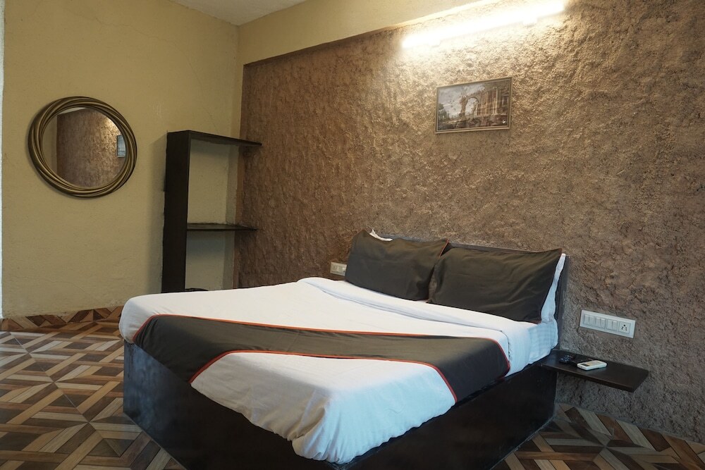 Хандала: Heritage inn