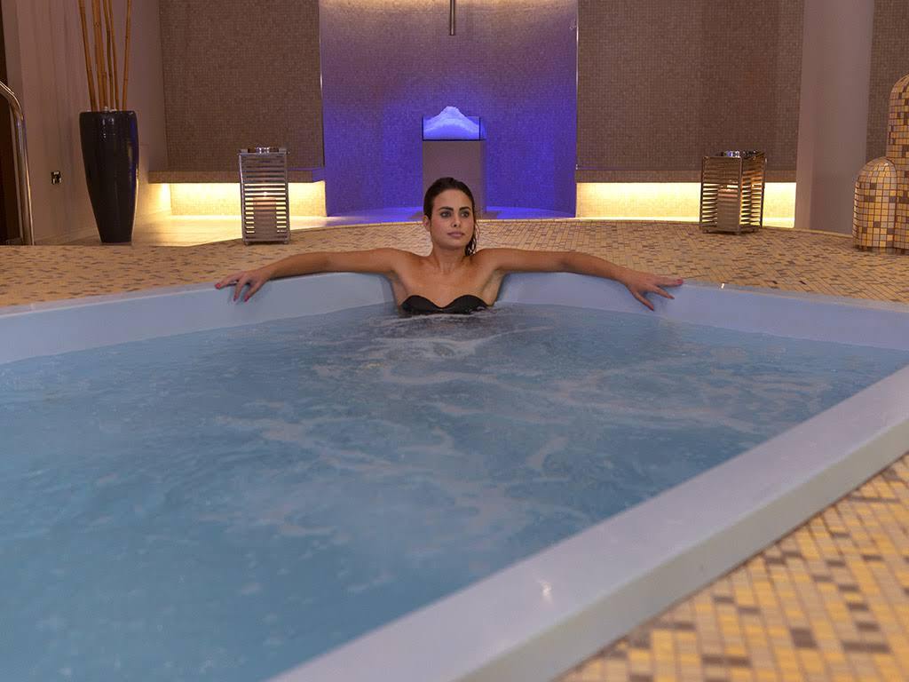 Мумбаи: Hotel Prime Grand by FabHotels