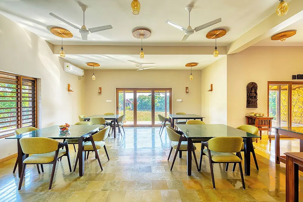 Бхудж: The Kutchh Courtyard Resort