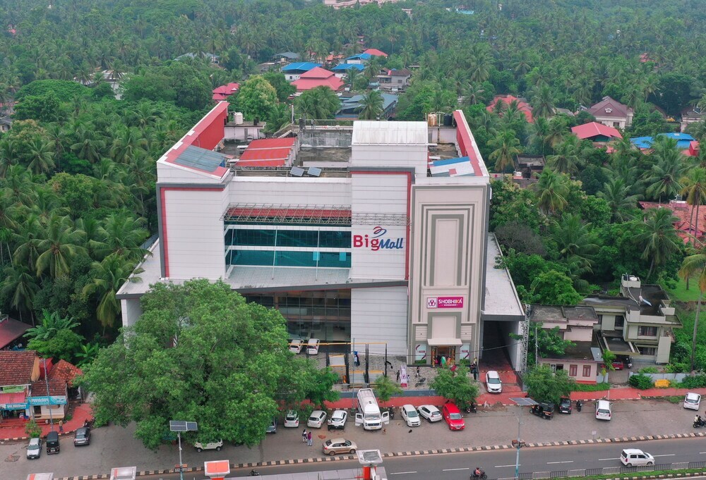 Payyanur: Big Mall Residency