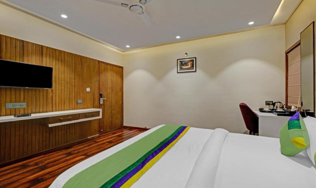 Бхилвара: Hotel Z by Treebo