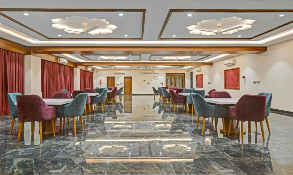 Бхилвара: Hotel Z by Treebo