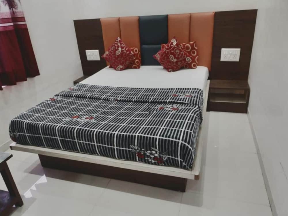 carousel image 4