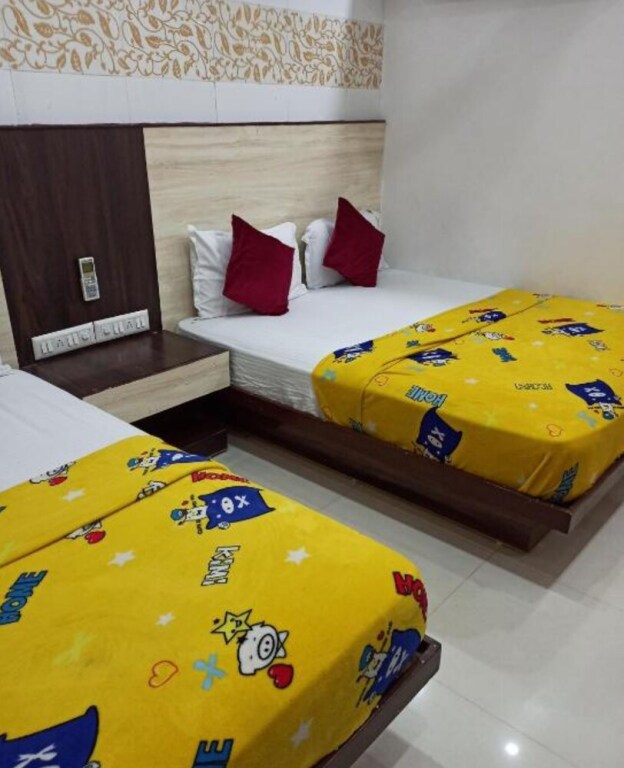 Ахмедабад: Goroomgo Sanskar Guest House Ahmedabad