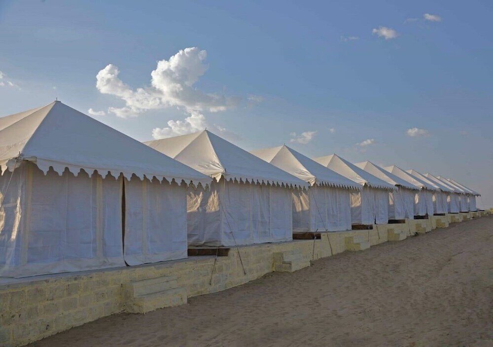 Джайсалмер: Classic Fort Desert Camp