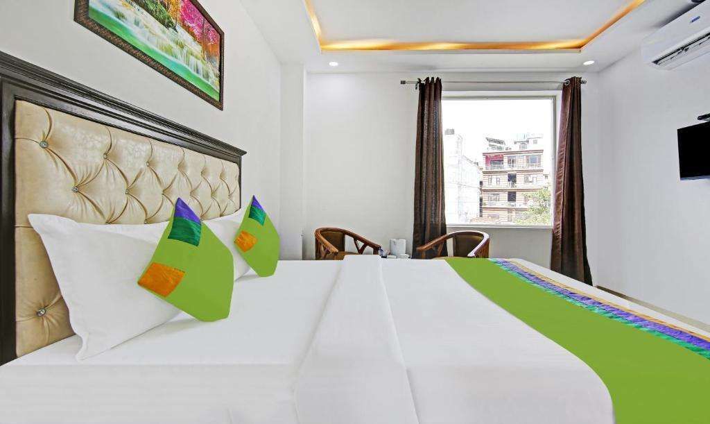 Чандигарх: Treebo Royal Empire Adarsh Nagar, Chandigarh