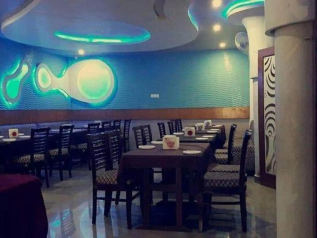 Лудхиана: Hotel Parhar