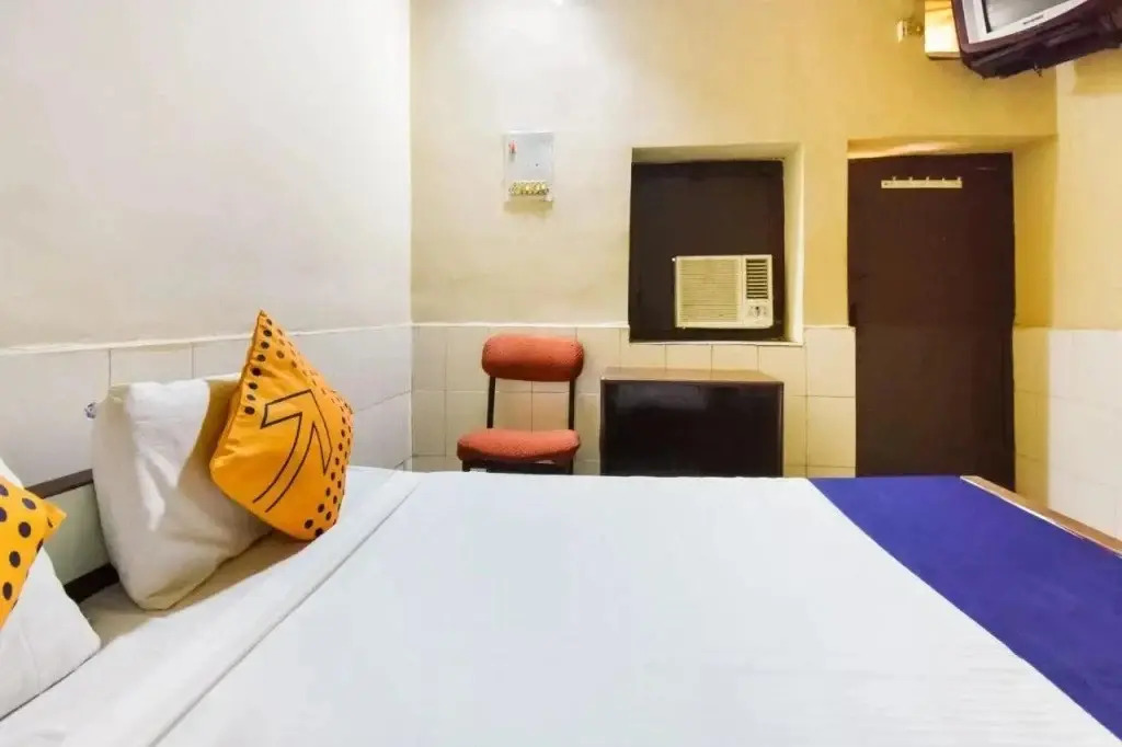 Гвалиор: Hotel Cb Palace by OYO Rooms