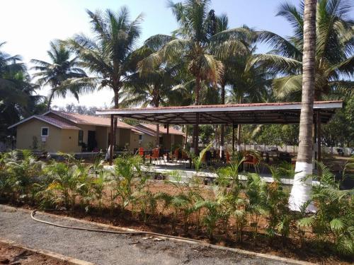 Киим: Kapil's Beach Resort