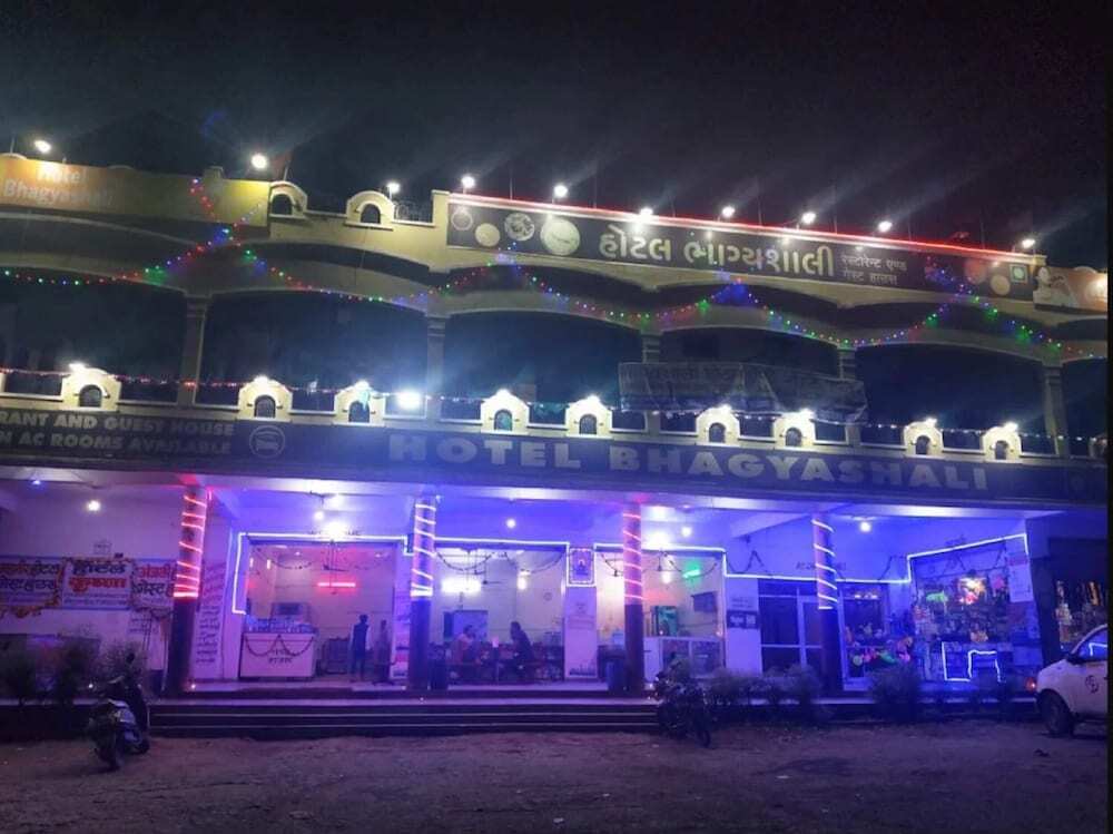 Mgh 112 Bhagyashali Hotel & Guest House — фото 1