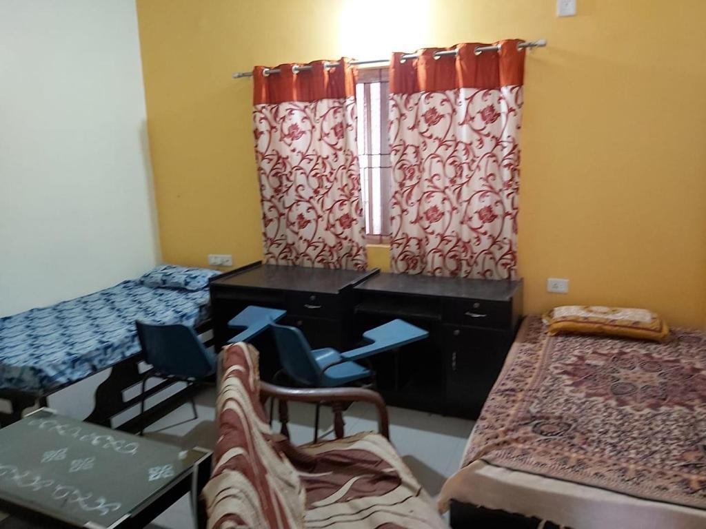 Райпур: Shreyanshi Guest House