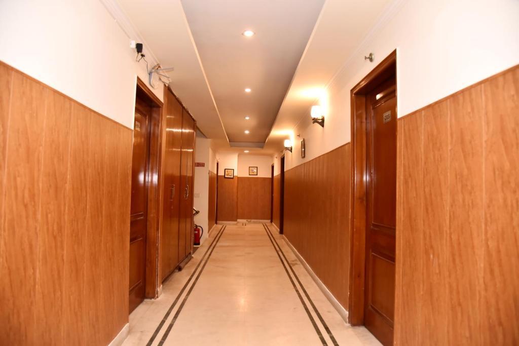 Gracious Inn Hotel by OYO Rooms — фото 4
