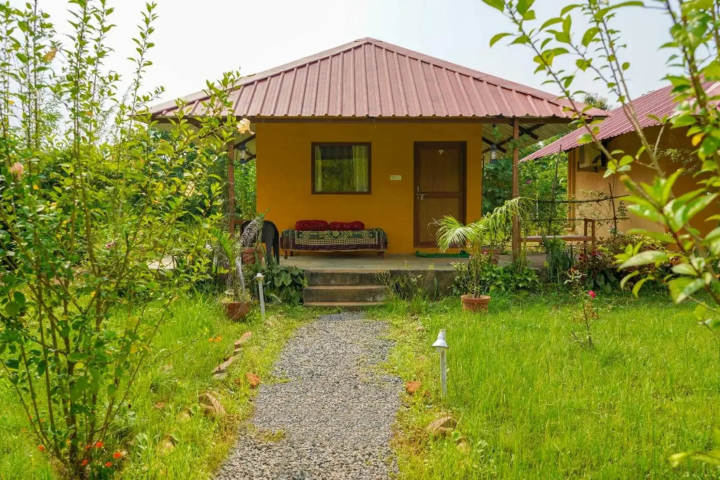 Бхамдели: Tadoba Safari Stay Nature's Sprout