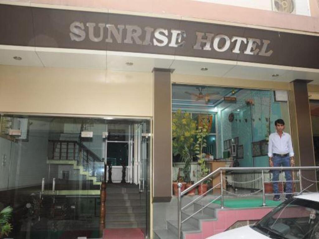 Сикар: Sunrise Hotel