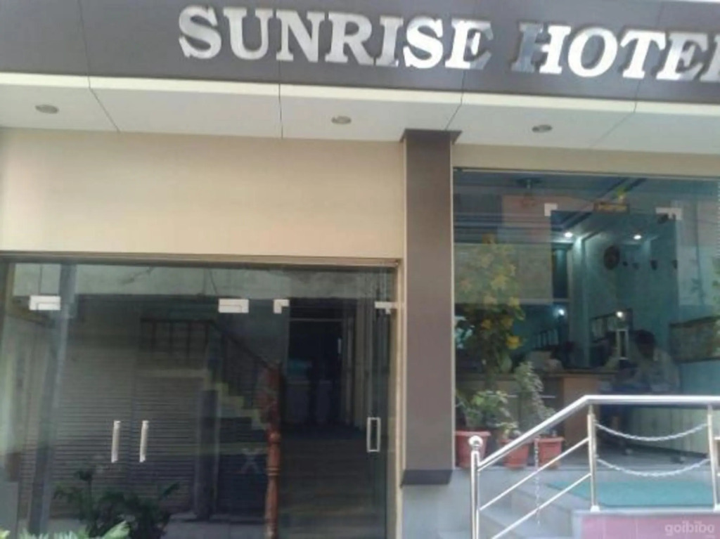 Sunrise Hotel — фото 1