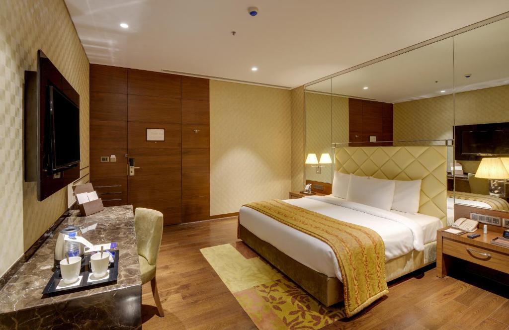 Мумбаи: Niranta Transit Hotel Mumbai Airport - At Arrivals