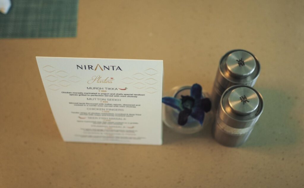 Мумбаи: Niranta Airport Transit Hotel & Lounge T2 Intl Departures