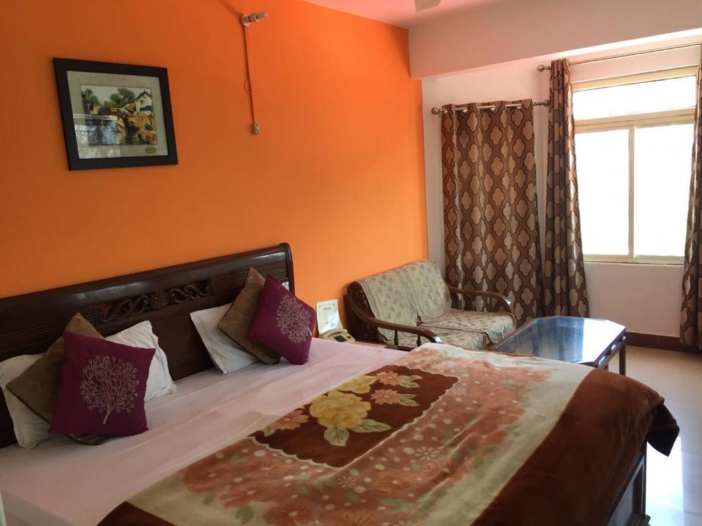 Массури: Delightful Stay Over looking Himalayas