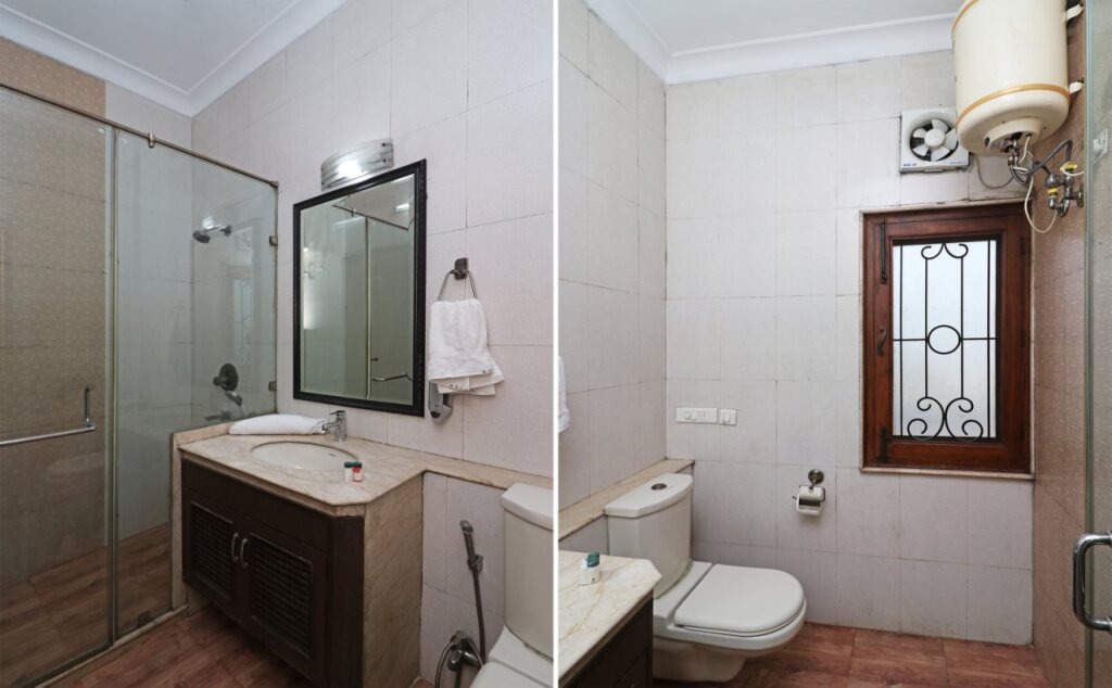 Нойда: Ashray Home