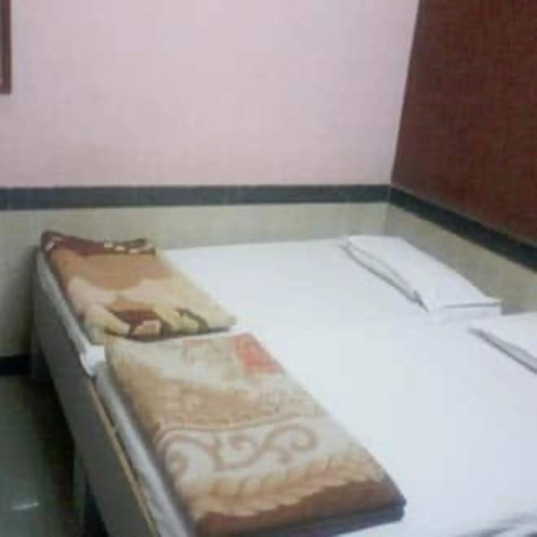 Канпур: Central Guest House