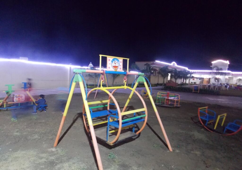 carousel image 3
