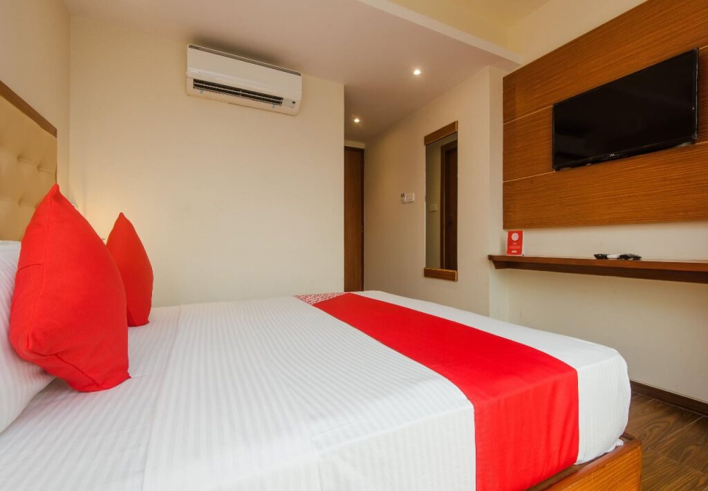 Мумбаи: Hotel Aromas by OYO Rooms