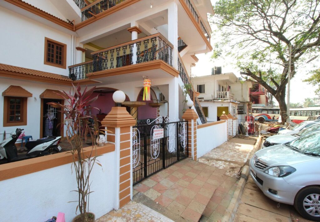 Калангут: Purushottam Residency by OYO Rooms