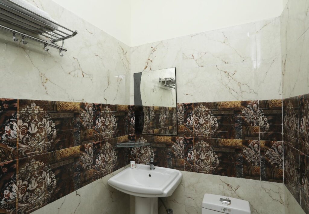 Ришикеш: Hotel Ananta Inn By OYO Rooms