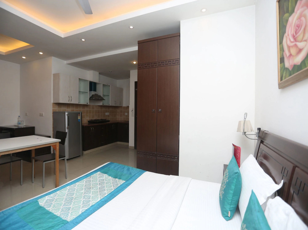 Гуруграм: Surya Chalet by OYO Rooms
