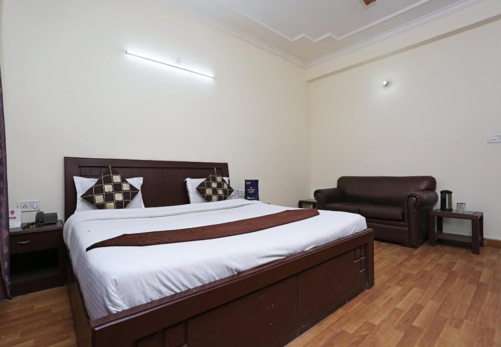 Массури: Hotel Glenroy by OYO Rooms