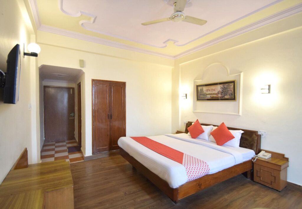Катра: Atul Regency By OYO Rooms