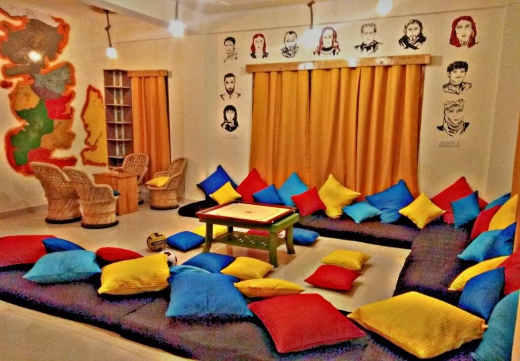 Касоль: Whoopers Hostel