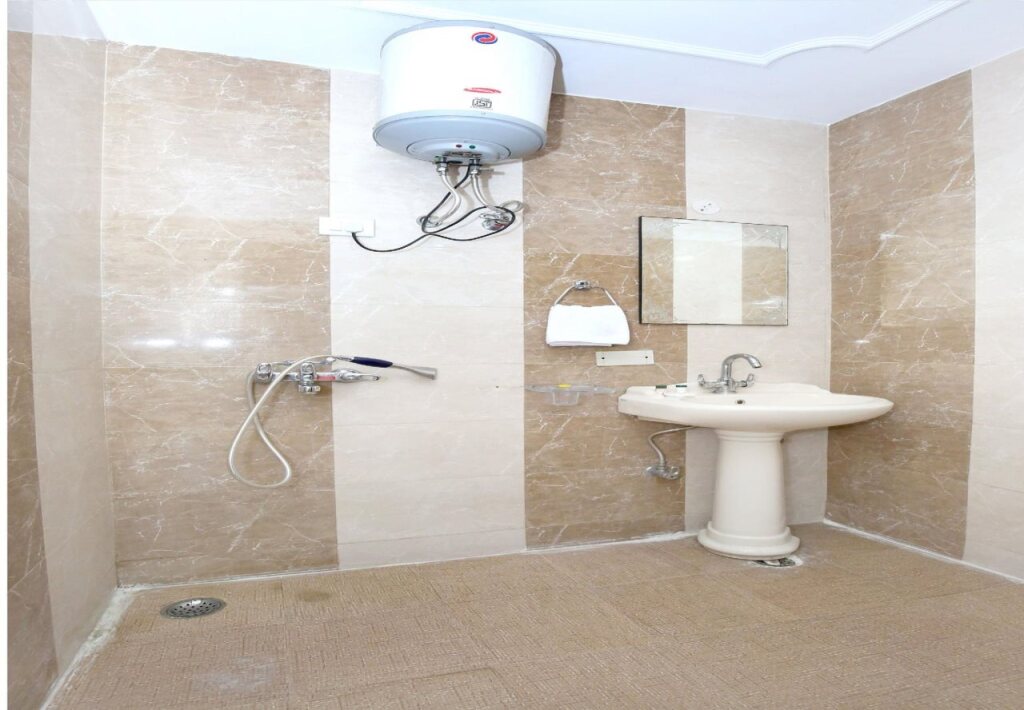 Мохали: Hotel Kings Residency by OYO Rooms
