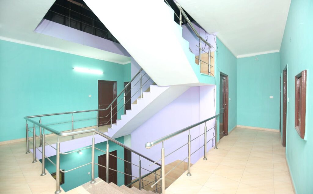 Мохали: OYO 5906 Hotel Skyfox
