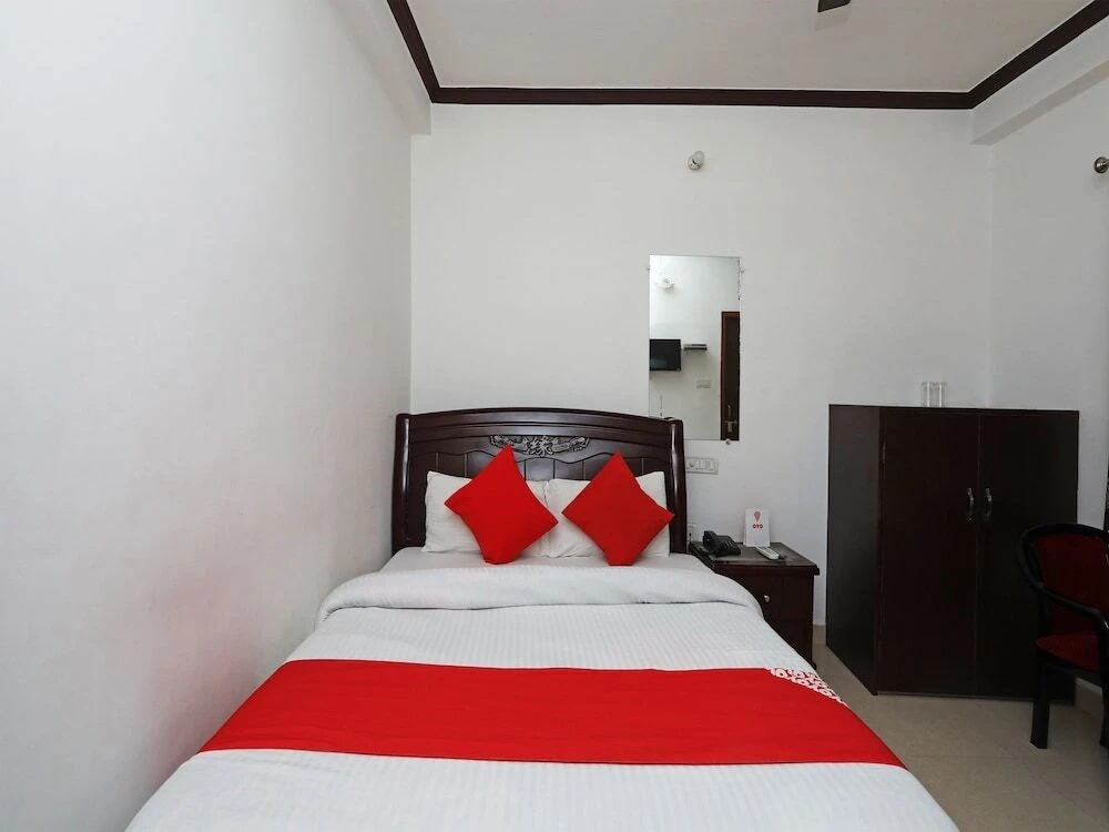 Сарнатх: Lotus International Inn