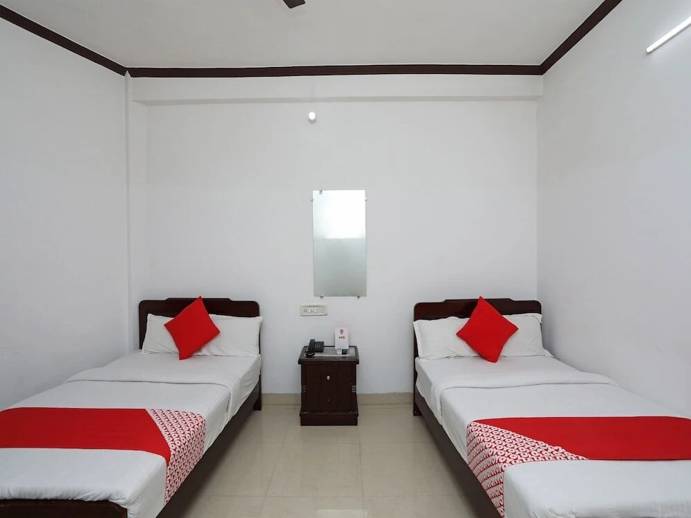 Сарнатх: Lotus International Inn