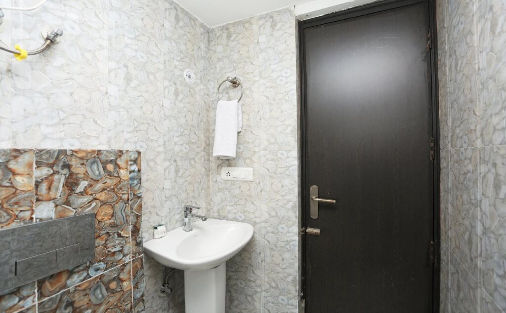 Алипур: Hotel The Hridhaan Regency By OYO Rooms
