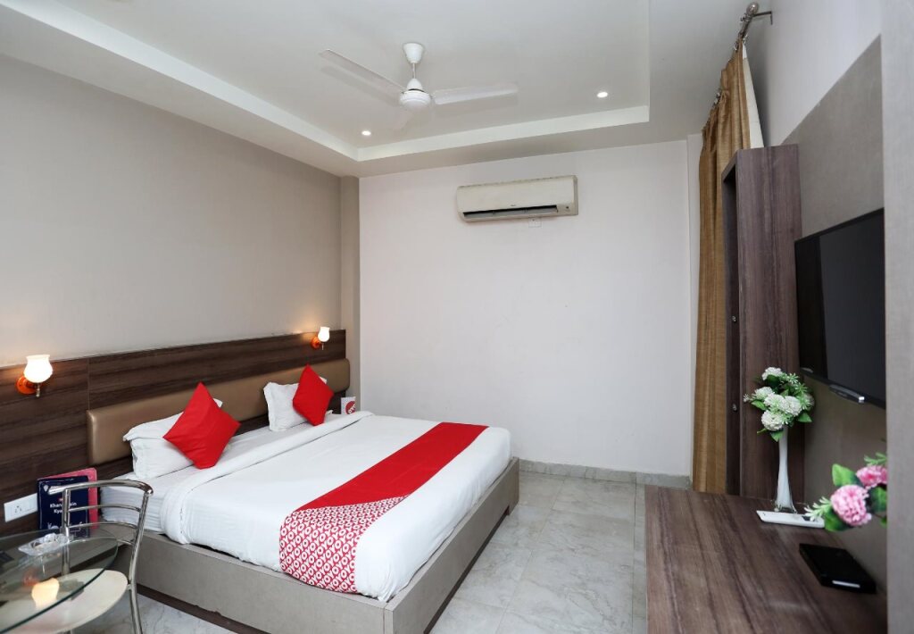 Лакхнау: Hotel RP Grand Titanium by OYO Rooms