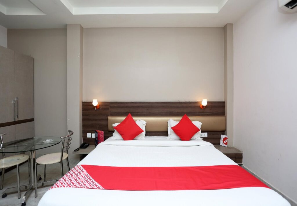 Лакхнау: Hotel RP Grand Titanium by OYO Rooms
