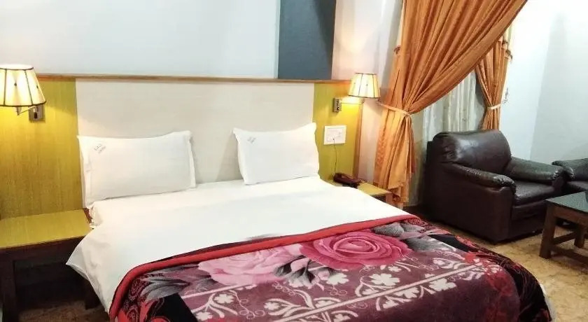 Бандипур: Hotel GGT Grand