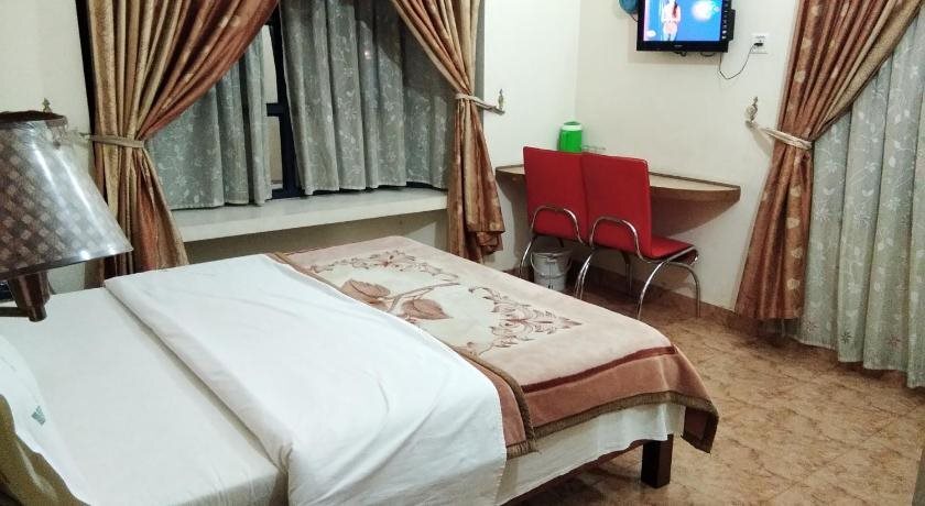 Бандипур: Hotel GGT Grand