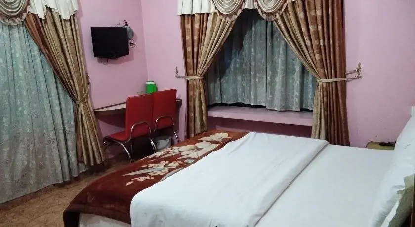 Бандипур: Hotel GGT Grand