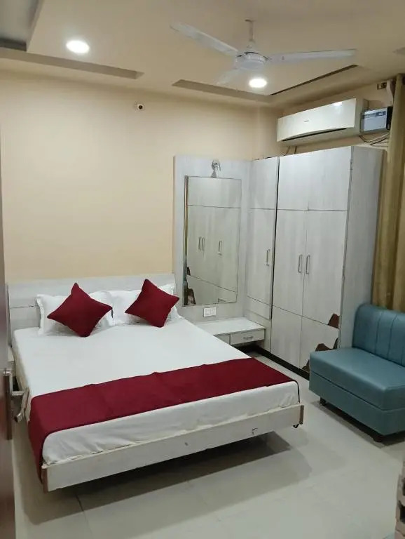Индаур: Tirupati Palace Hotel