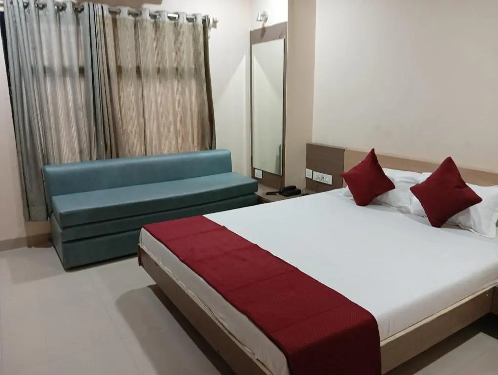 Индаур: Tirupati Palace Hotel