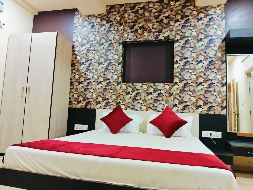 Индаур: Tirupati Palace Hotel