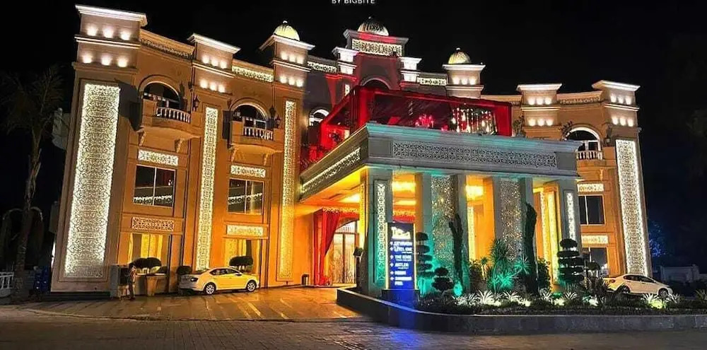 Мератх: Devrath By Big Bite Resort
