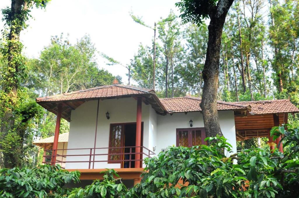 Кушалнагар: Natura Vista A Plantation Stay
